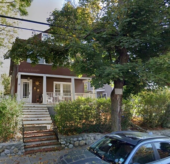 Building Photo - 136 Walden St Unit 1 Rental