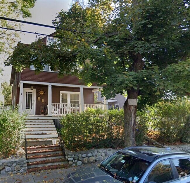 Building Photo - 136 Walden St Unit 1 Rental