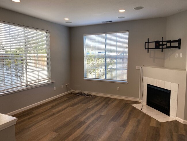 Photo - Light and Bright 4 Bedroom, 3 Bathroom Home in San Jose!
