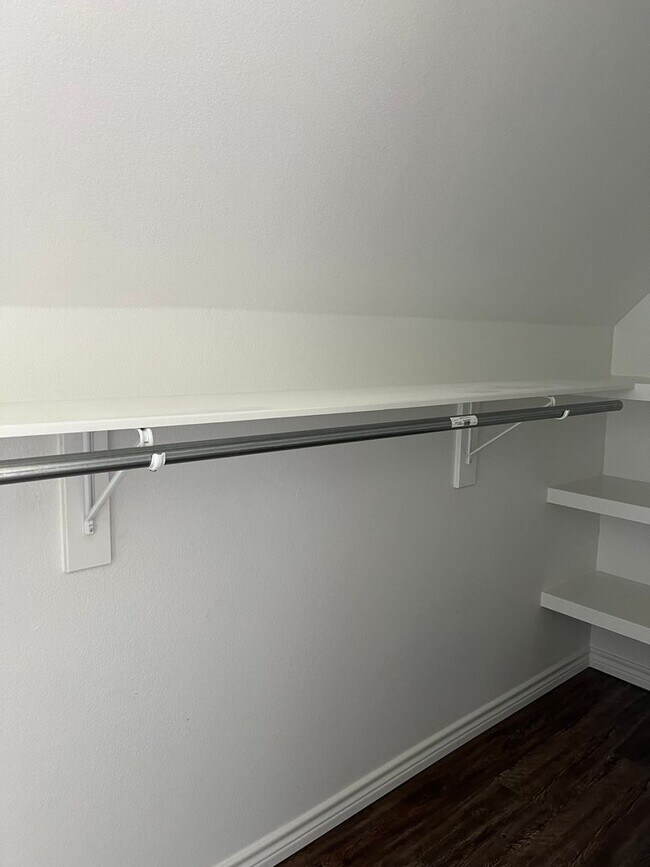 Photo - 2553 W Harold St