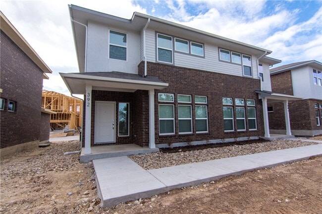 Photo - 605 W South St