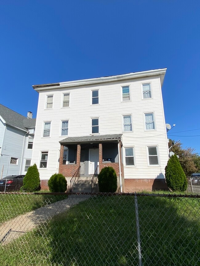 Photo - 174 Franklin Ave Unit #3