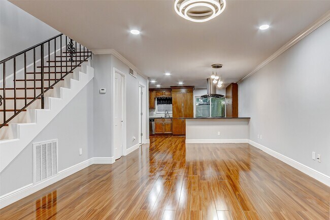 Photo - 7600 Burgoyne Rd Unit 159