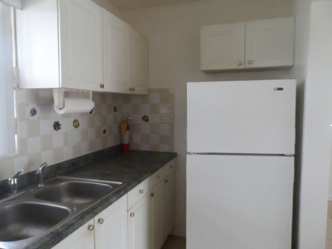 Photo - 1 BEDROOM HOME - NO PETS - AVAILABLE NOW