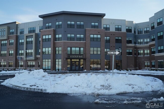 Photo - 1 Radford Ferry Rd Condo