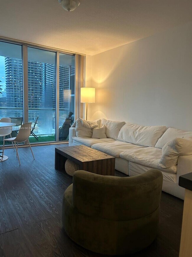 Photo - 1111 SW 1st Ave Unit 2121-N