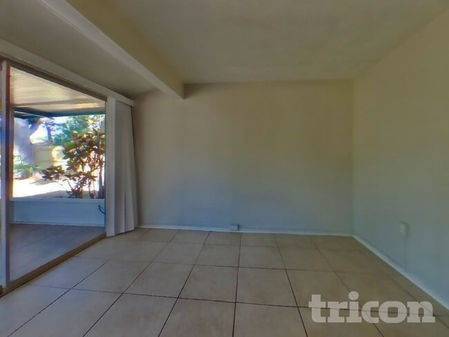 Photo - 2432 Breakwater Cir