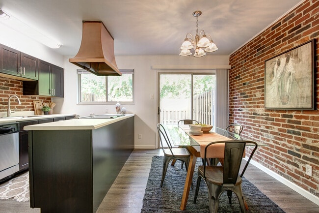 Photo - Georgetown of St. Louis