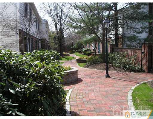 Photo - 239 Amboy Ave