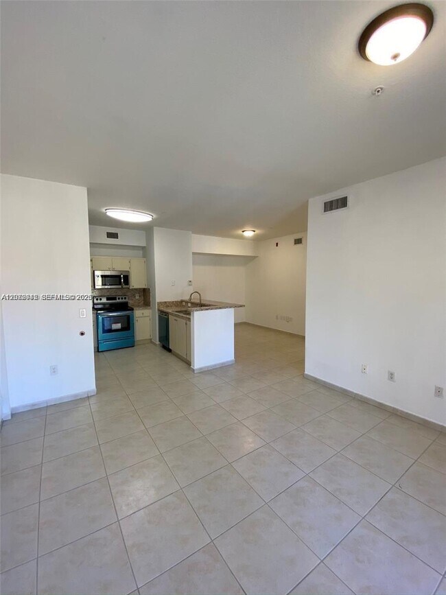 Photo - 7240 NW 114th Ave Unit 305