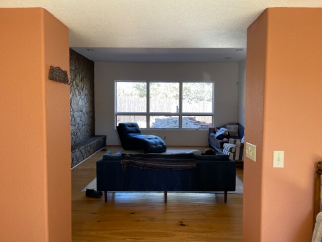 Photo - 20 Mission Rd