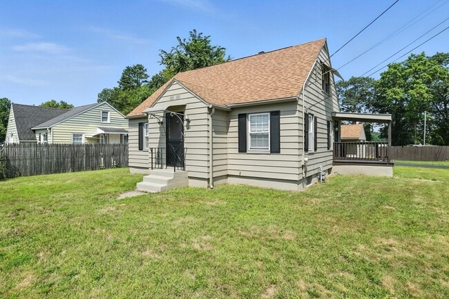 Photo - 1118 Boston Rd Unidad 1