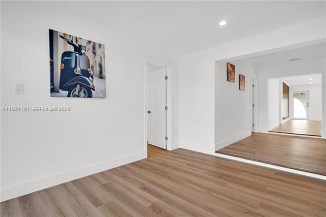 Photo - 4701 SW 104th Ct