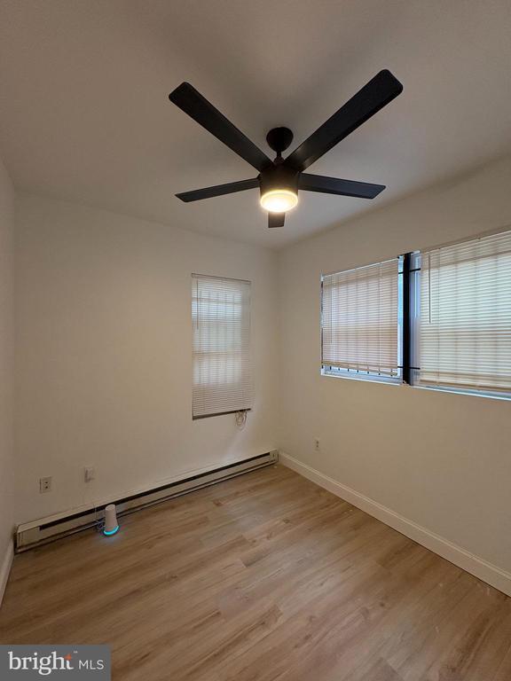 Photo - 2423 N Park Ave