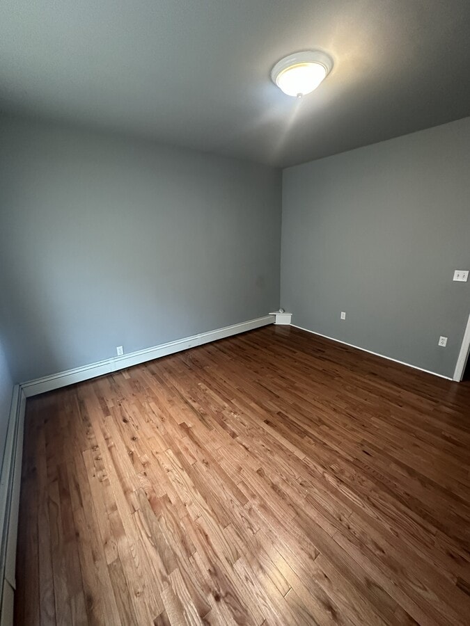 Photo - 558 Bloomfield Ave Unit 2