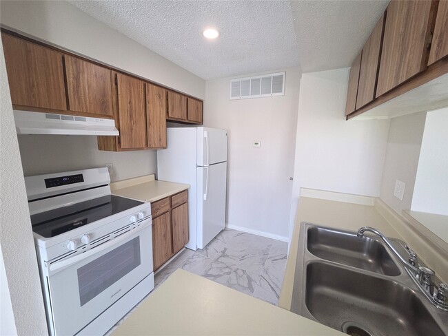 Photo - 250 El Dorado Blvd Unit 286