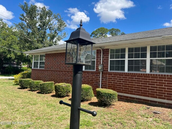 Photo - 1377 Tiber Ave