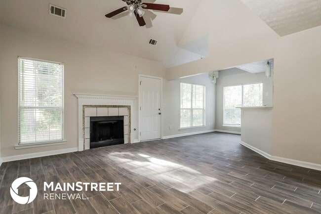 Photo - 242 Fairview Point