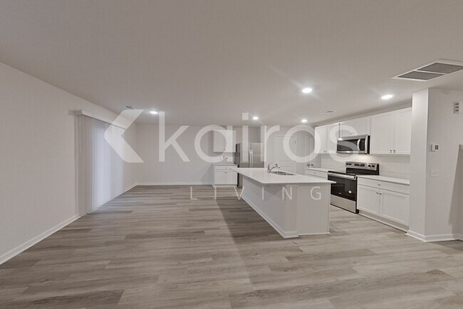 Photo - 130 Inez Ave