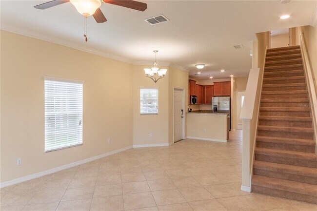 Photo - 31235 Claridge Pl