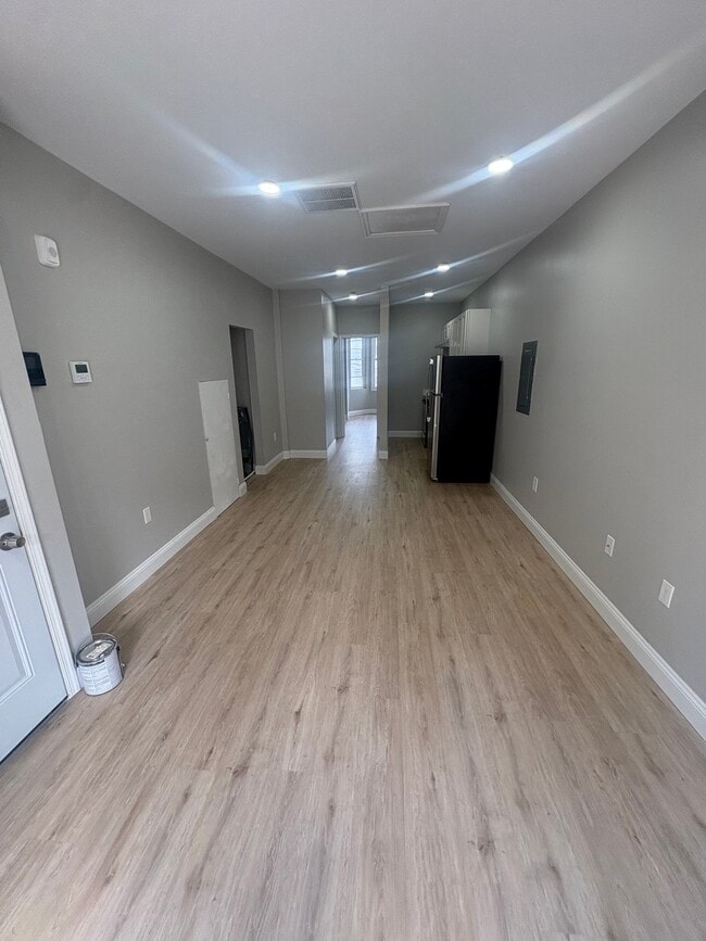 Photo - 2105 Maryland Ave