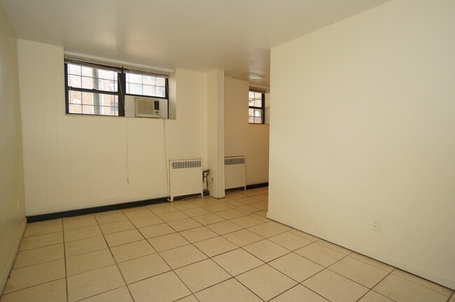 DSC01467 - The Wendover Community