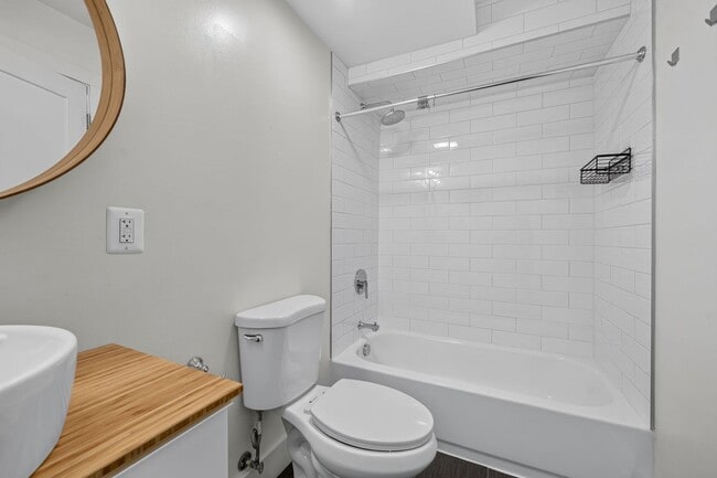 Photo - 1680 Irving St NW Unit 3