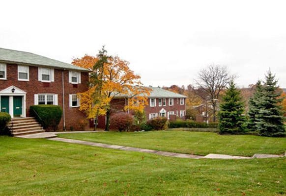Photo - Bradford Arms Apartments