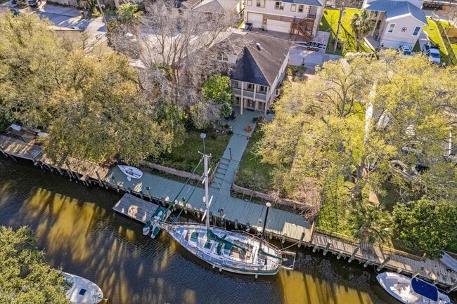 Photo - 5 Harbor Ln
