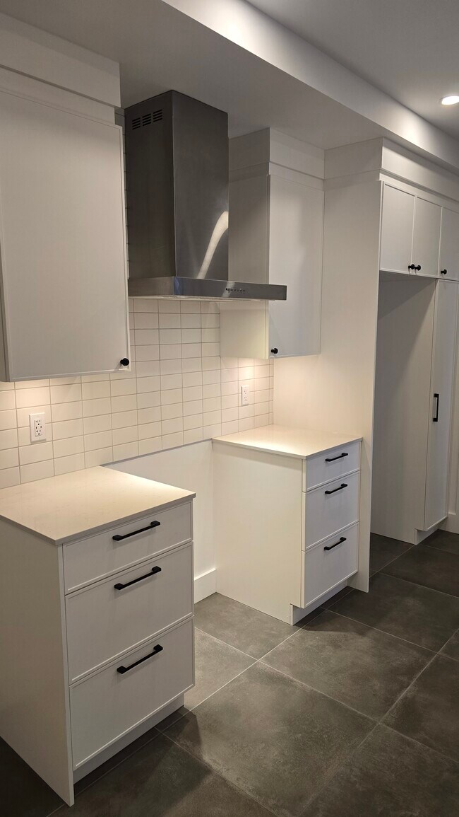 Photo - 2033 Rue De Chambly Unit 2033