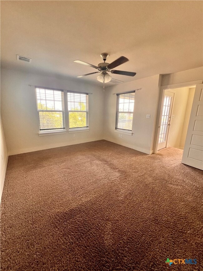Photo - 100 Clearlake Dr