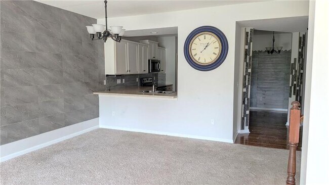 Photo - 2099 Commons Cir Dr