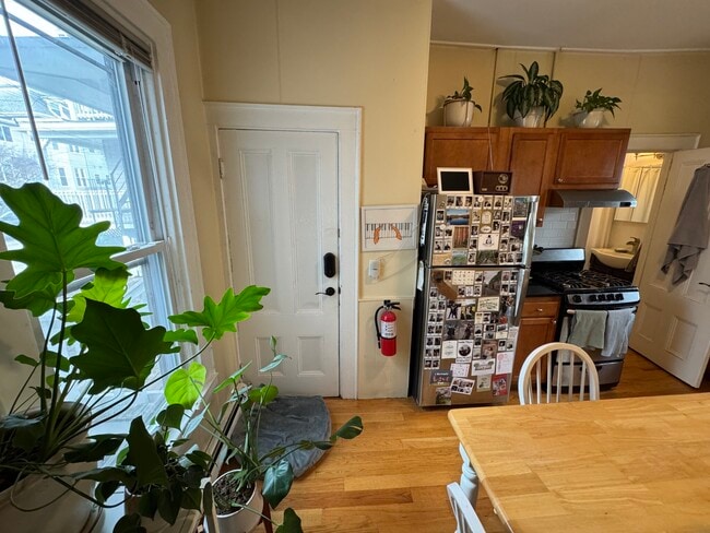 Photo - 12 Claremon St Unidad #1