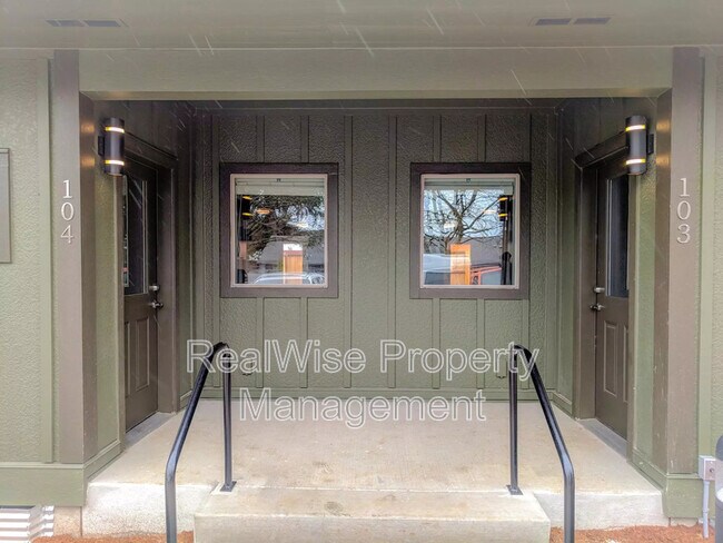 Photo - 8300 SE Flavel St Unidad 104