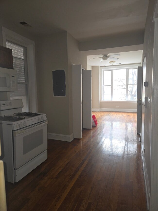 Photo - 2238 W 21st St Unit 2Front