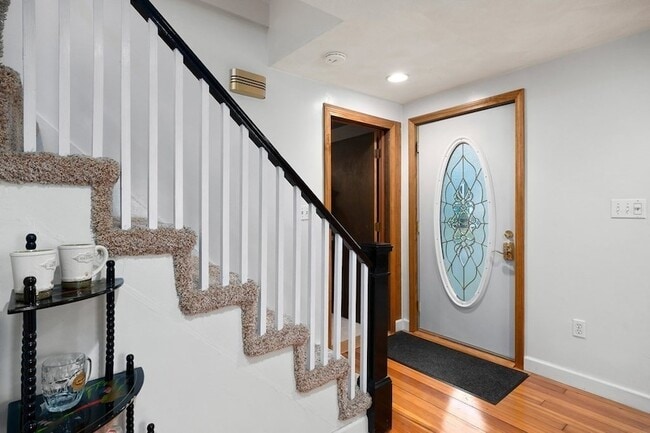 Photo - 102 Orange St