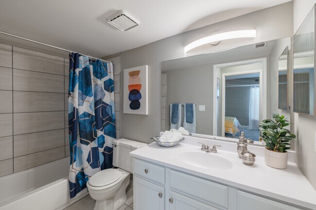 Photo - Auburn Heights Apartments