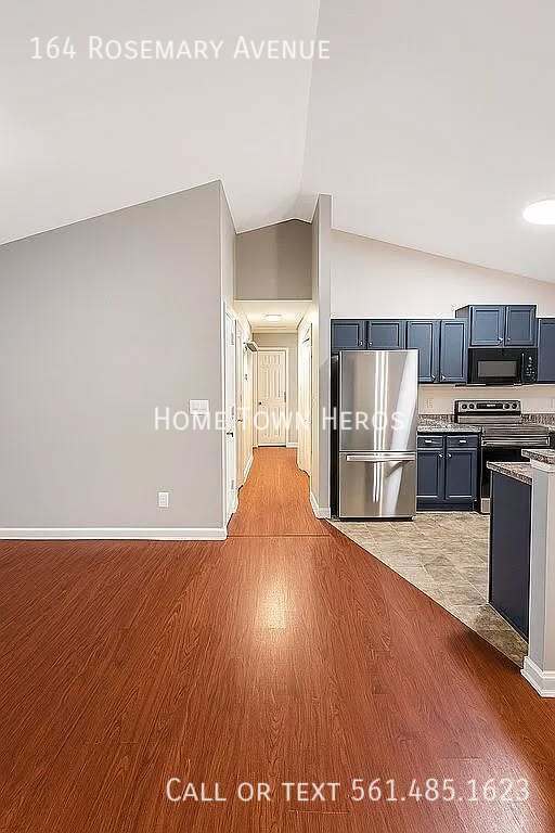 Photo - 164 Rosemary Ave