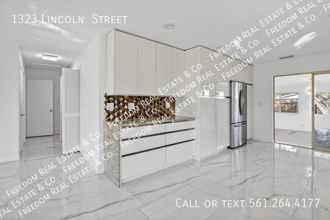 Photo - 1323 Lincoln St