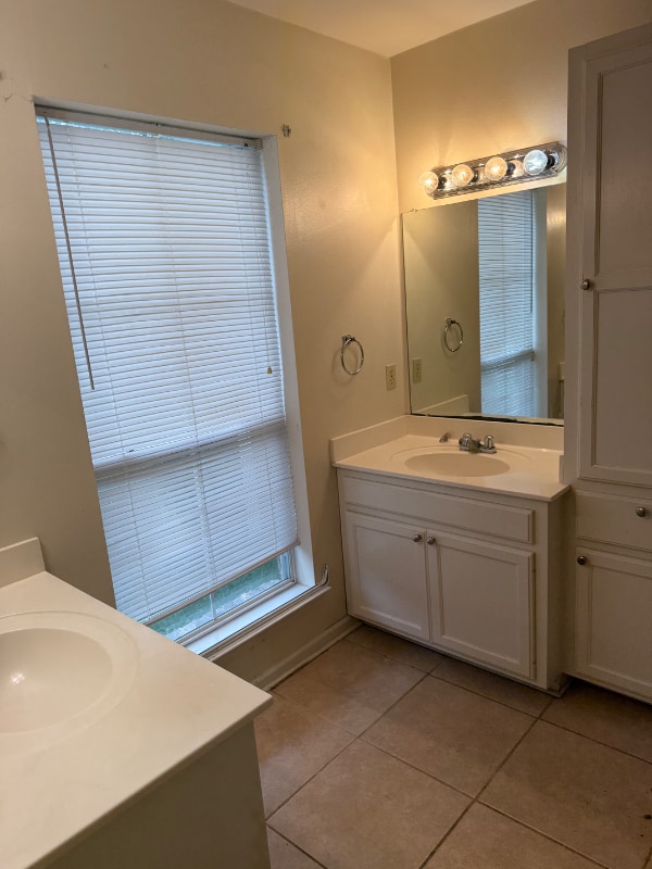 Photo - 5203 Byfaul Ave