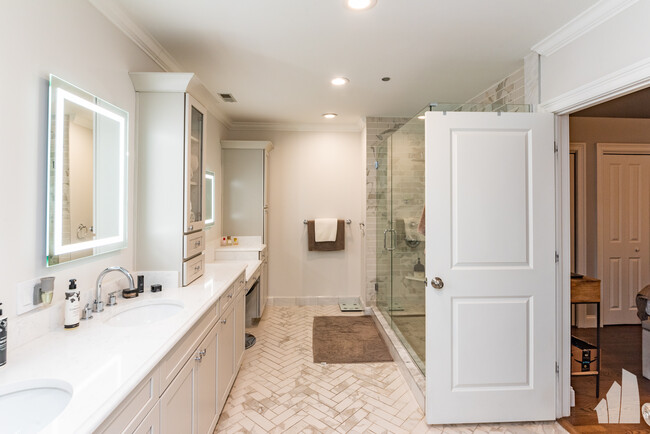Photo - 1000 W Adams St Condo Unit 314