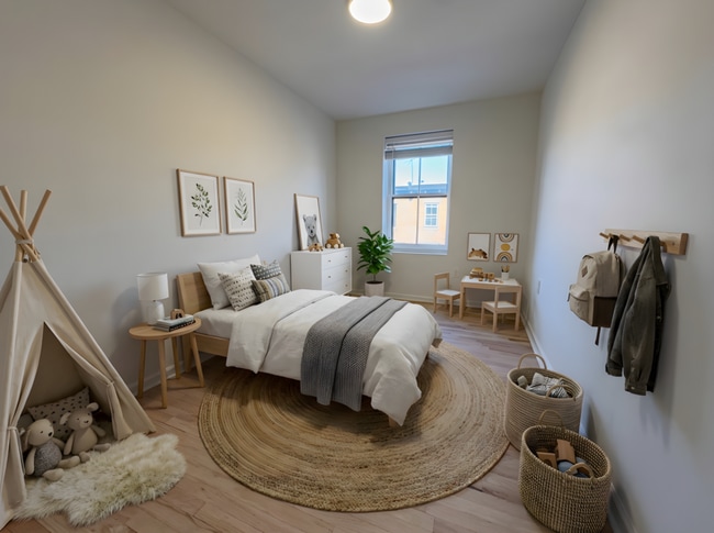 Photo - 2036 Wallace St