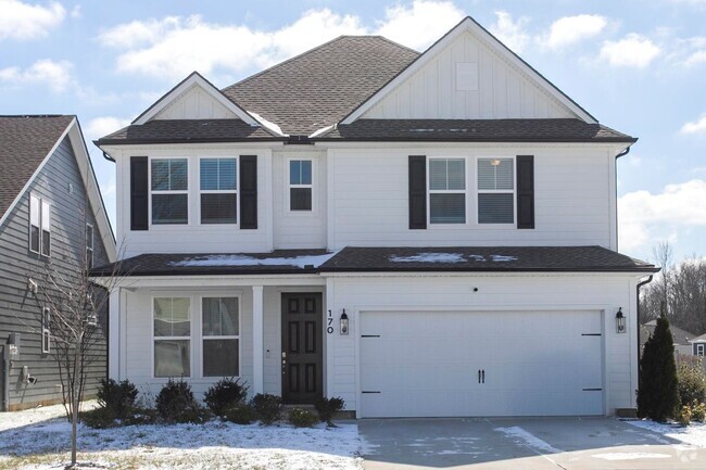 Building Photo - Gorgeous Home in La Vergne