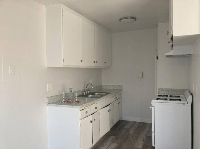 Photo - 1.0 bedroom in Los Angeles California 91343 Unit 36