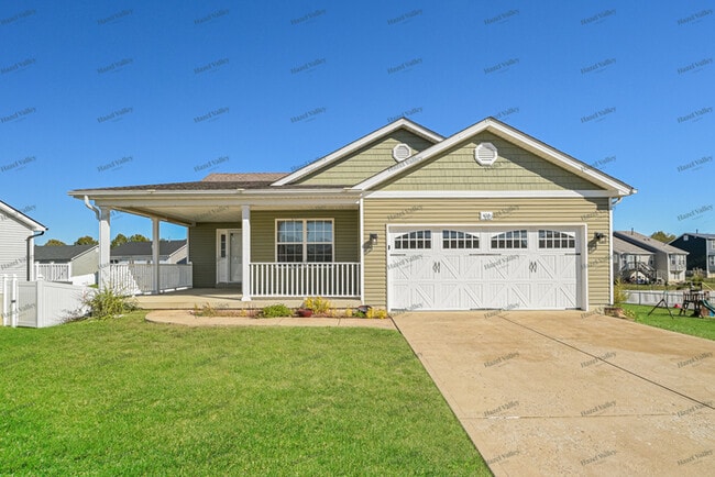 Building Photo - 423 Stonewater Dr