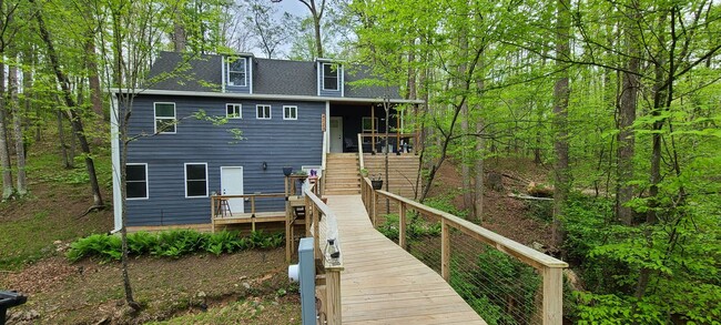 Short-Term Rental - Less than 10mins from ... - Short-Term Rental - Less than 10mins from ...
