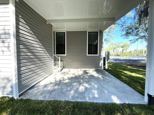 Photo - 113 Hill Cir