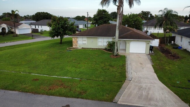 Photo - 1901 SW Dorado Ln