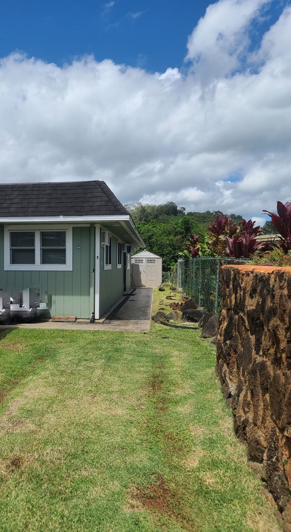 Building Photo - Beautifully remodeled!  3/2/2 Kahaluu cul de sac