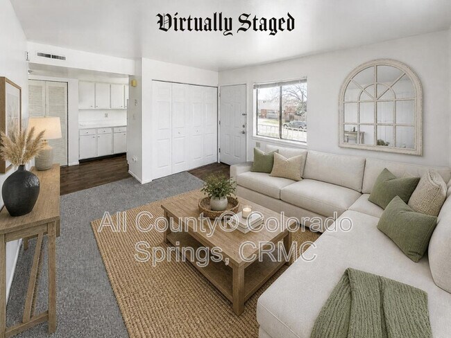 1105 Cree Dr Unit 4